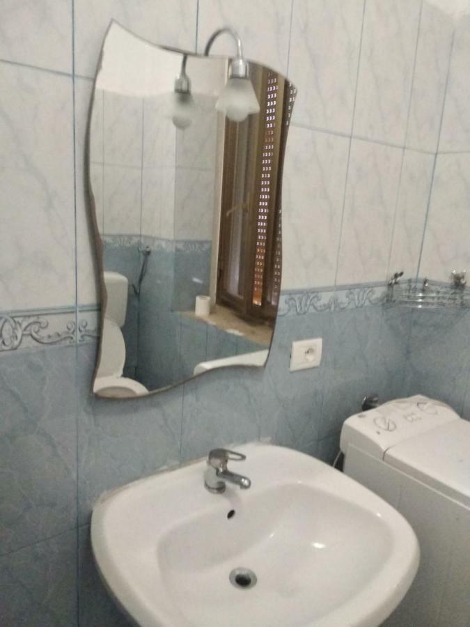 My Hostel In Берат Экстерьер фото